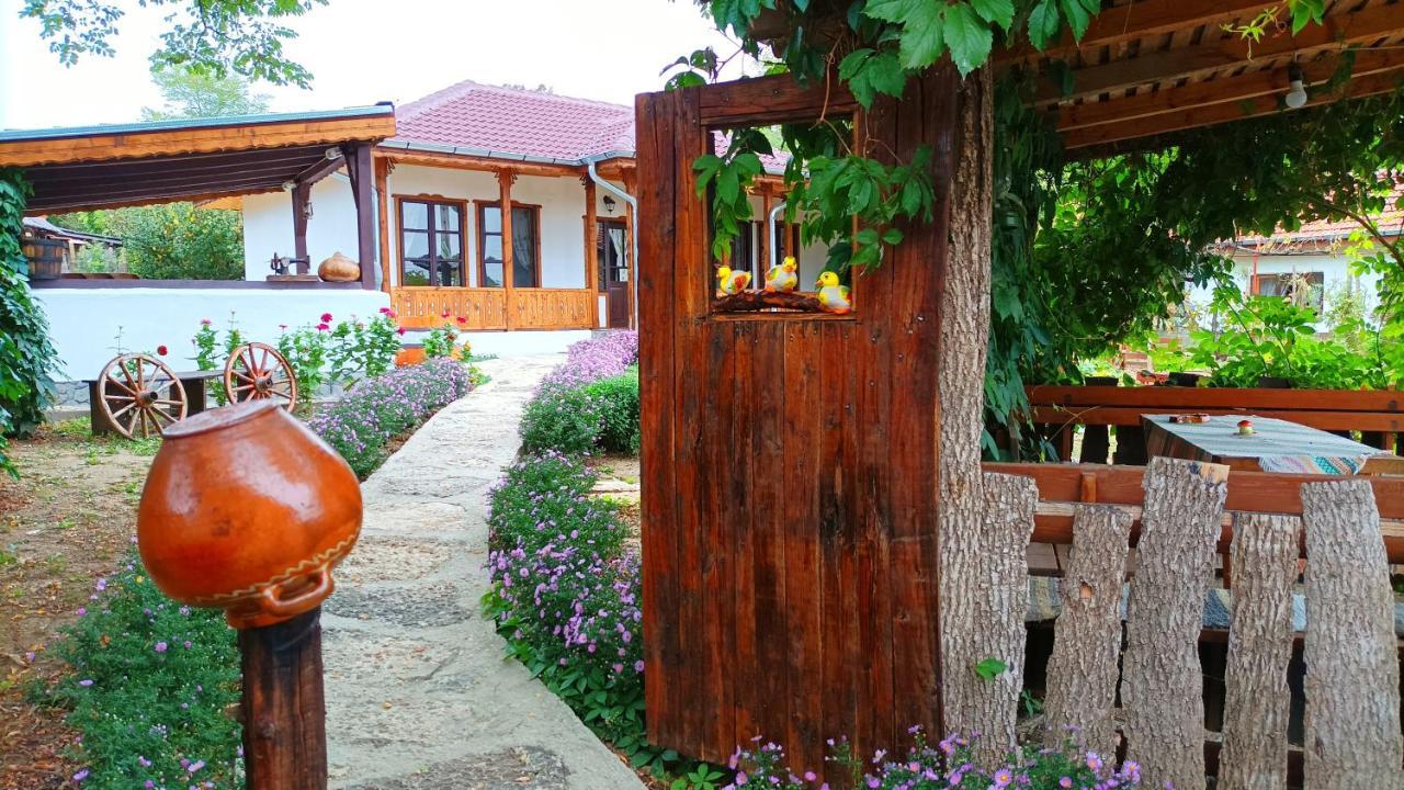 Hôtel Babinata Kashta-Srebarna à Srebŭrna Extérieur photo